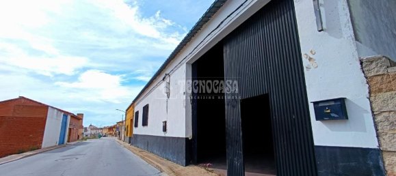 Склад 908м² в Толедо, Испания № 181140 10