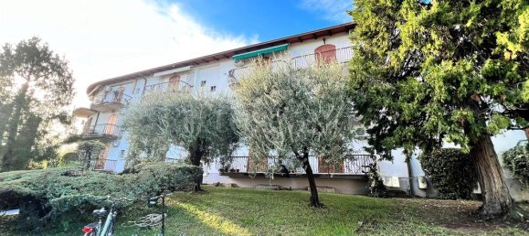 Квартира с 2 комнатами в Пескьера дель Гарда, Италия № 170381 13