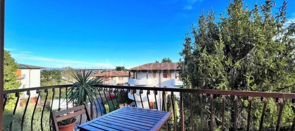 Квартира с 2 комнатами в Пескьера дель Гарда, Италия № 170381 9