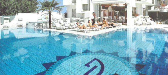 3000m² Building in Bellaria Igea Marina, Italy No. 91961 6