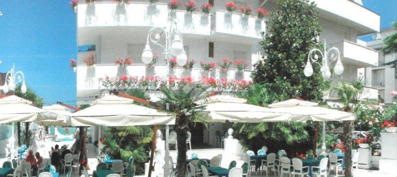 3000m² Building in Bellaria Igea Marina, Italy No. 91961 18