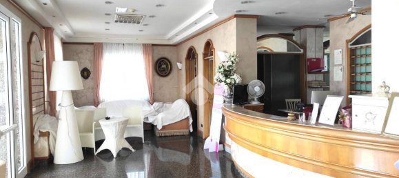 3000m² Building in Bellaria Igea Marina, Italy No. 91961 3