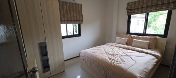 3 bedrooms Villa in Kathu, Thailand No. 70201 4