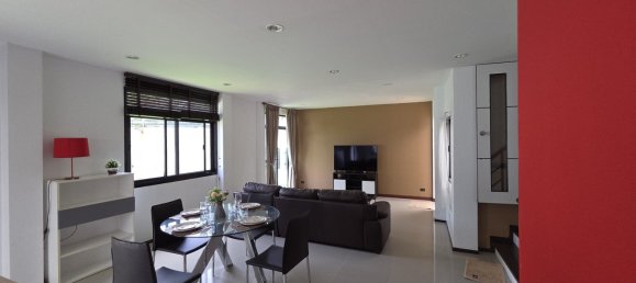 3 bedrooms Villa in Kathu, Thailand No. 70201 2