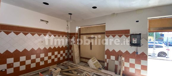 3-Zimmer Gewerbliche Immobilie in Fondi, Italy, Nr. 311788 3