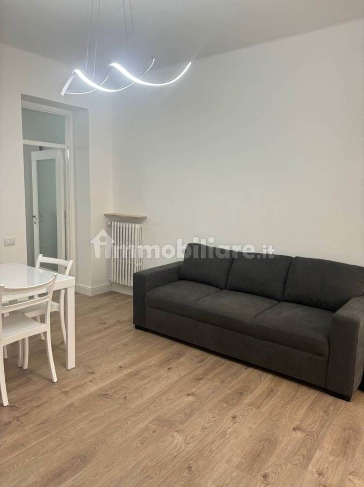 3غرفة شقة في Bergamo, Italy رقم 309357
