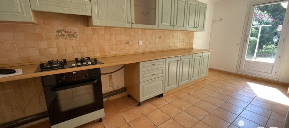 Casa de 4 dormitorios en La Seyne-sur-Mer, France No. 338561 8