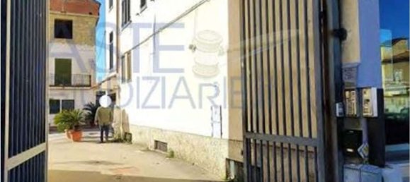 2-salle Appartement à Casapulla, Italy No. 93369 13