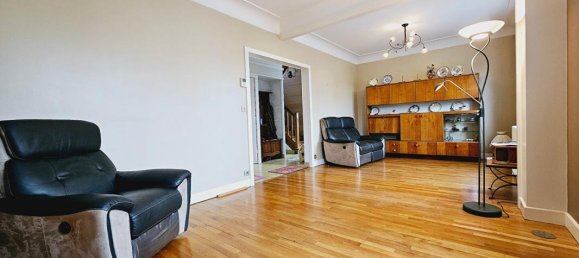 Дом с 4 спальнями в Бурж, Франция № 61931 7