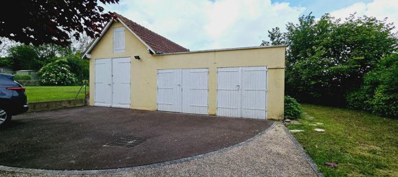 Дом с 4 спальнями в Бурж, Франция № 61931 17