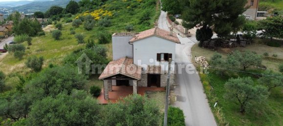 3 غرف نوم منزل في Monte Castello di Vibio, Italy رقم 293829 2