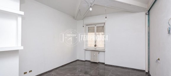 Apartamento de 3 habitaciónes en Chieri, Italy No. 128350 12