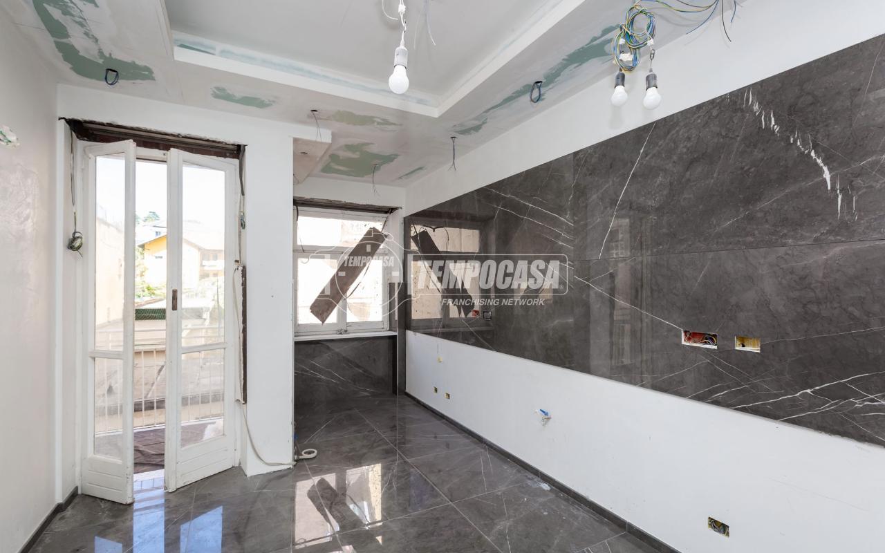 Apartamento de 3 habitaciónes en Chieri, Italy No. 128350