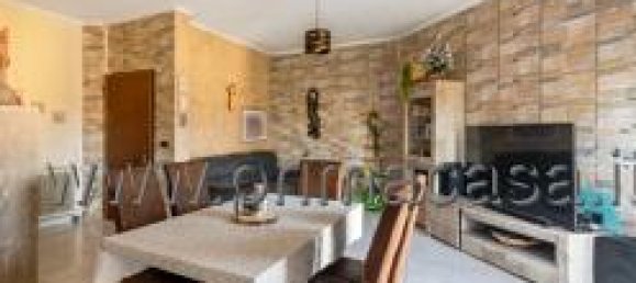 3 rooms Apartment in Correggio, Italy No. 234037 7