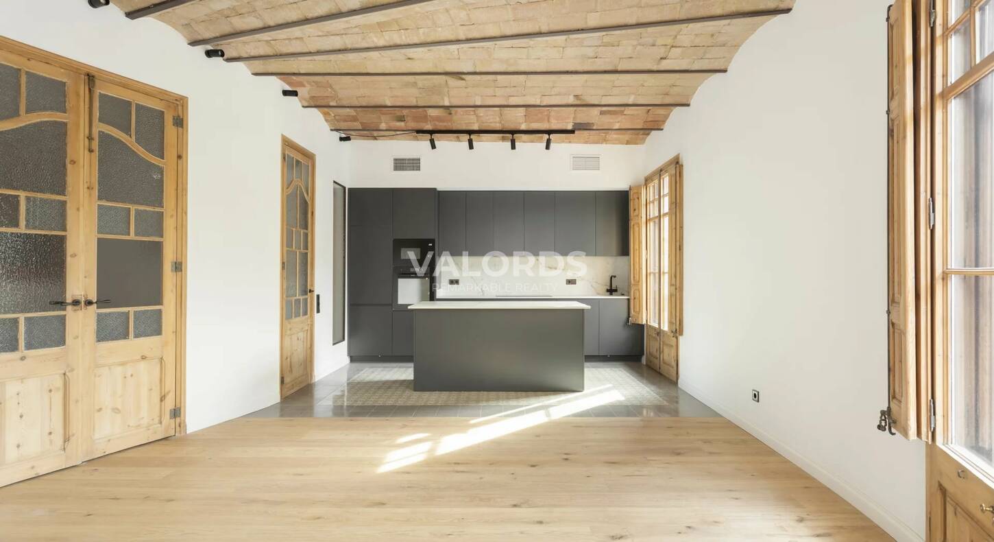 2 bedrooms Apartment in Eixample, Spain No. 167220