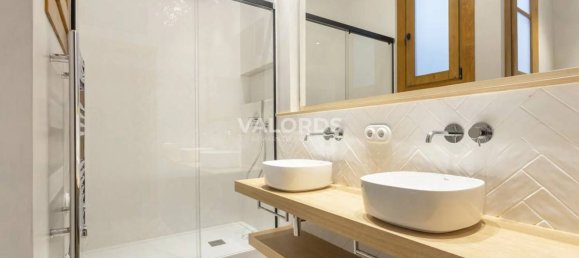 2 bedrooms Apartment in Eixample, Spain No. 167220 4