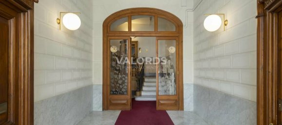 2 bedrooms Apartment in Eixample, Spain No. 167220 8