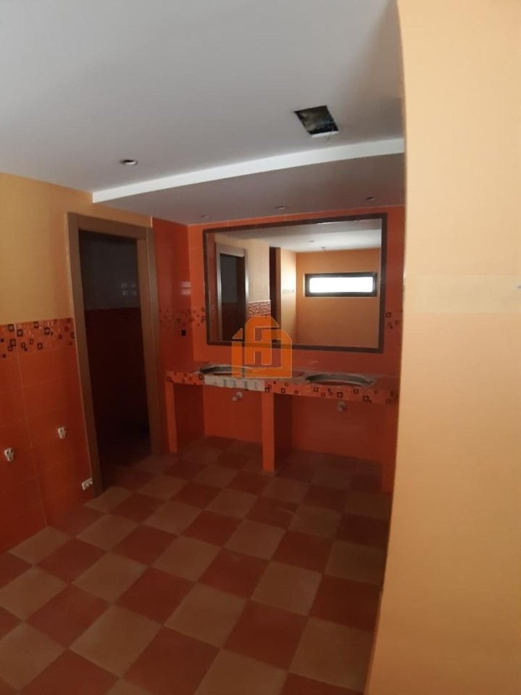 Büro in Leon, Spain 179m², Nr. 66622