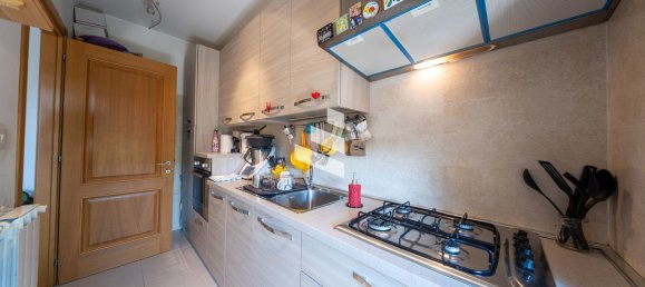 2 rooms Apartment in Rome, Italy No. 276510 7