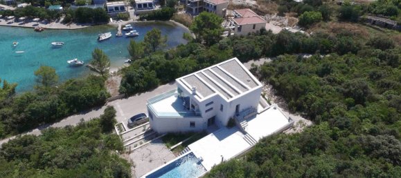 4 bedrooms Villa in Dubrovnik-Neretva, Croatia No. 193 4