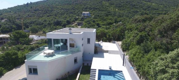 4 bedrooms Villa in Dubrovnik-Neretva, Croatia No. 193 2
