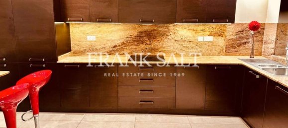 Apartamento T3 em Ta' Xbiex, Malta N.º 8800 7