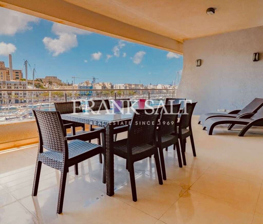 Apartamento T3 em Ta' Xbiex, Malta N.º 8800