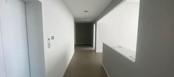 550m² Warehouse in Carate Brianza, Italy No. 251694 10