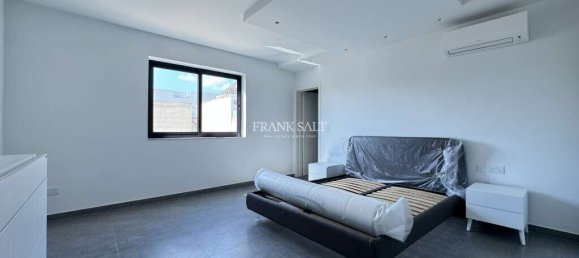 3 bedrooms Apartment in Balzan, Malta No. 5227 3