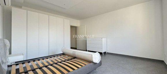 3 bedrooms Apartment in Balzan, Malta No. 5227 4