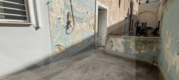 5 rooms House in Altamura, Italy No. 20469 16