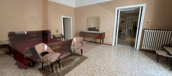5 rooms House in Altamura, Italy No. 20469 10