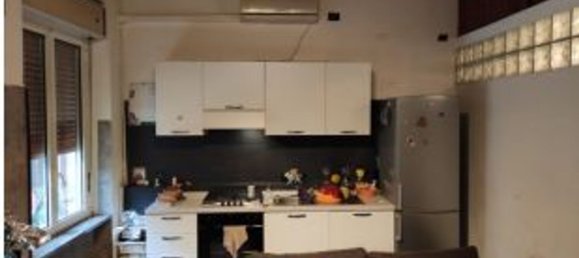 2 rooms Apartment in Monza, Italy No. 182993 4