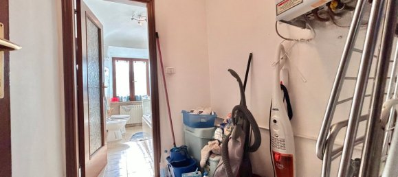 3 rooms Apartment in Recanati, Italy No. 83147 6