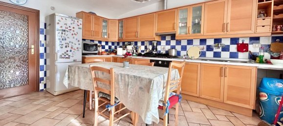 3 rooms Apartment in Recanati, Italy No. 83147 15