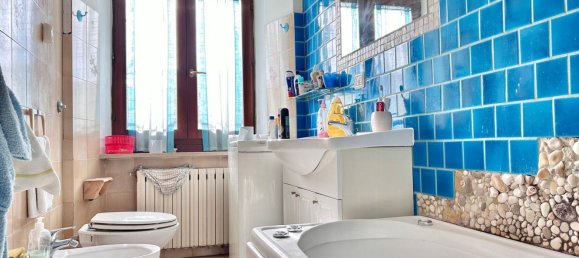 3 rooms Apartment in Recanati, Italy No. 83147 4