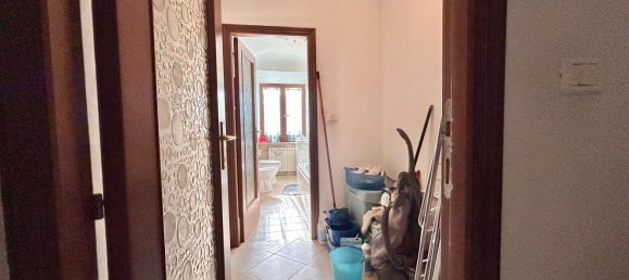 3 rooms Apartment in Recanati, Italy No. 83147 7