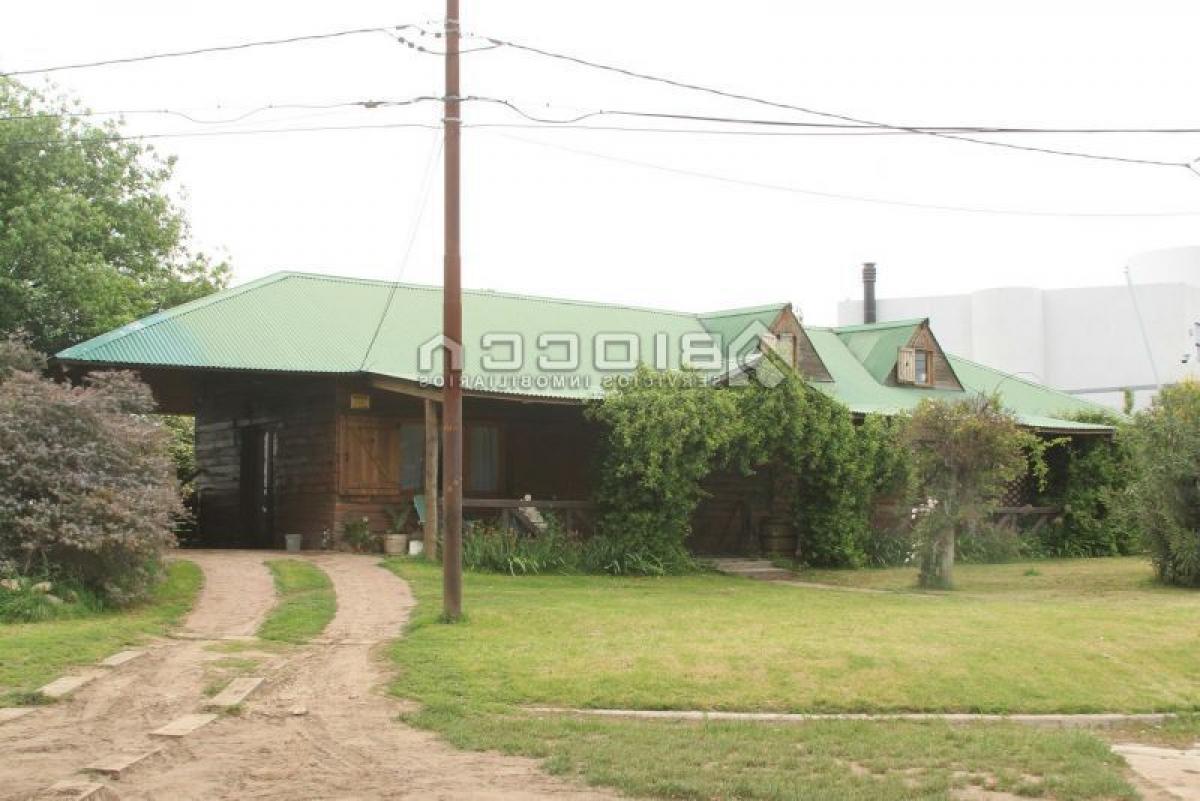 4 bedrooms House in Buenos Aires, Argentina No. 98510