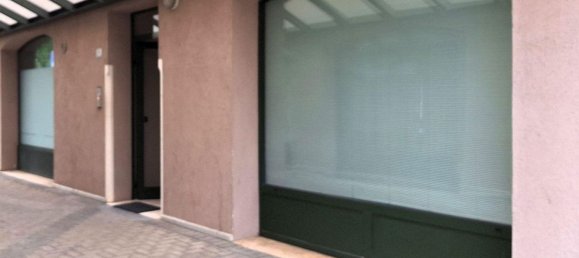 20m² Commercial property in Gorizia, Italy No. 372639 2