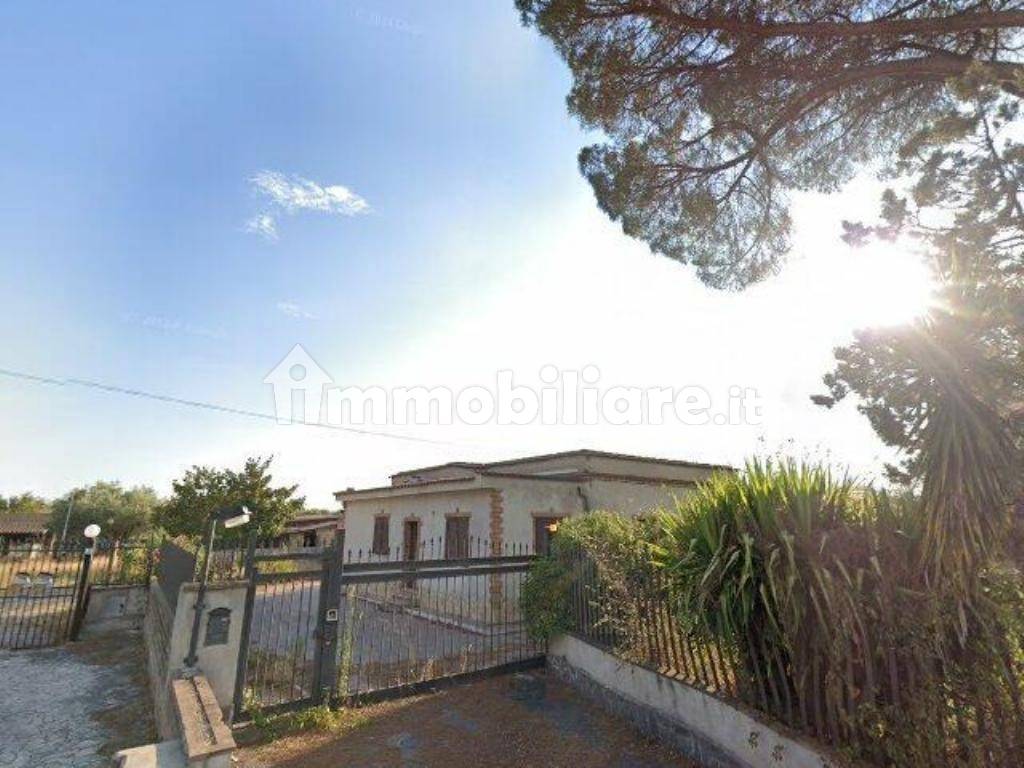 3 chambres Villa à Guidonia Montecelio, Italy No. 93394