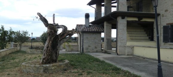 18 Schlafzimmer Villa in Deruta, Italy, Nr. 125713 17