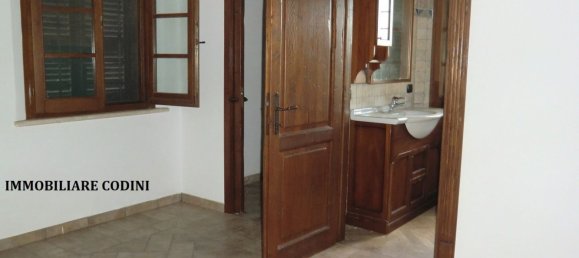 18 Schlafzimmer Villa in Deruta, Italy, Nr. 125713 12