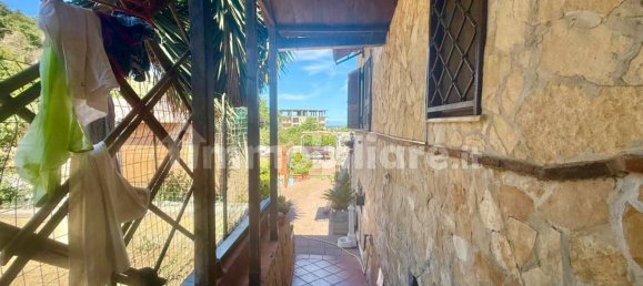 Вилла с 5 спальнями в Монте ди Прочида, Италия № 313633 11