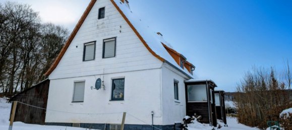 8 rooms Townhouse in Waldeck-Frankenberg, Germany No. 146742 3