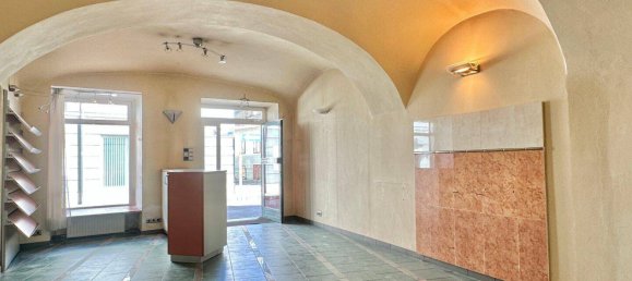 241m² Building in Dobling, Austria No. 174914 12