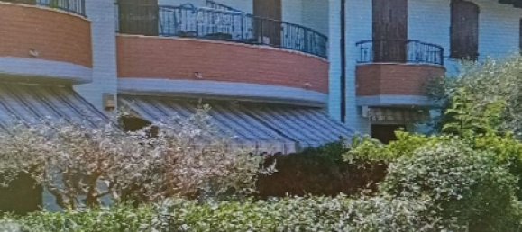 3-salle Appartement à Ravenna, Italy No. 254842 3