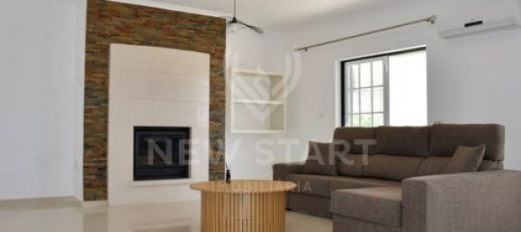 5 bedrooms Villa in Faro, Portugal No. 190180 4