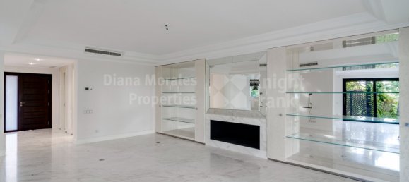 Вилла с 6 спальнями в Марбелья, Испания № 98989 6