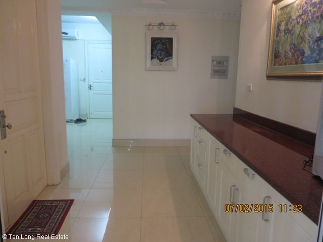 4 bedrooms Apartment in Tay Ho, Vietnam No. 4567