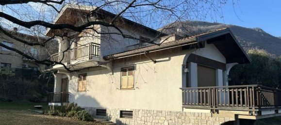 4-salle Villa à Erba, Italy No. 3272 3